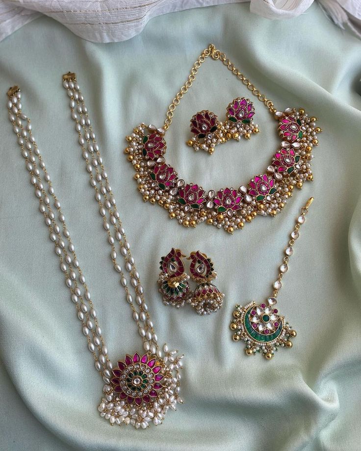 Aishwarya Beauty Combo Necklace set